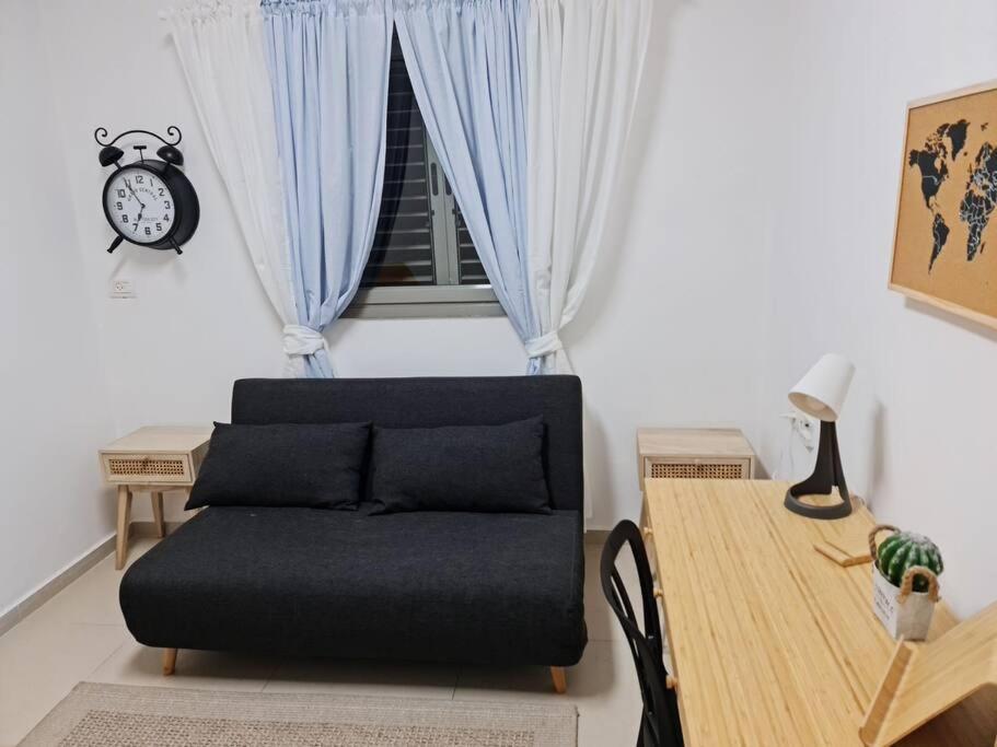 מרחק נגיעה בתקווה Apartment Petach Tikva Bagian luar foto